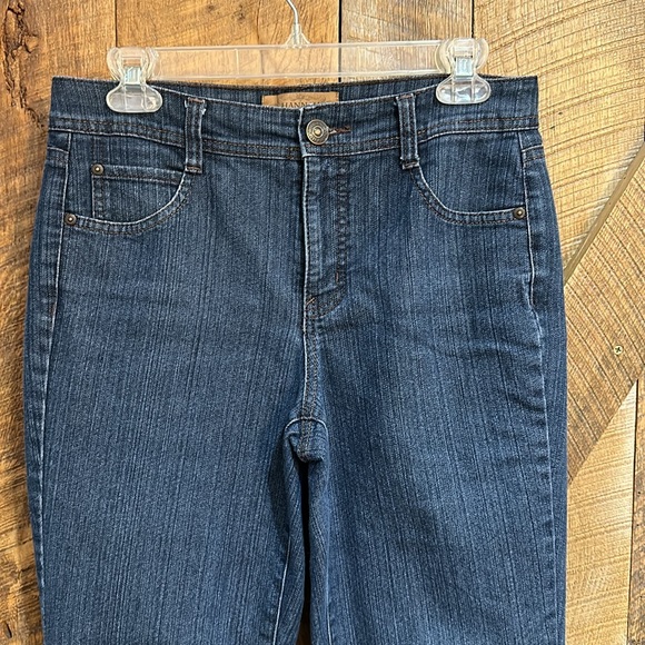 Hannah jeans size 6 wide leg embroidered back pockets - Picture 3 of 6